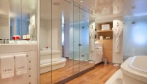 Motor yacht IDOL-  Master Ensuite